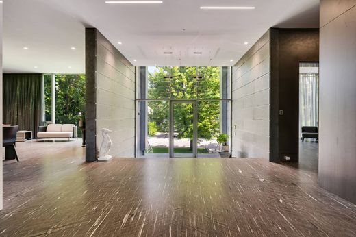 Luxury 4 bedroom Detached House for sale in Toronto, Canada