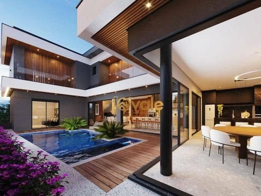 5 room luxury Villa for sale in São José dos Campos, Brazil