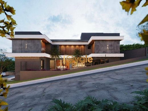 5 room luxury Villa for sale in São José dos Campos, Brazil