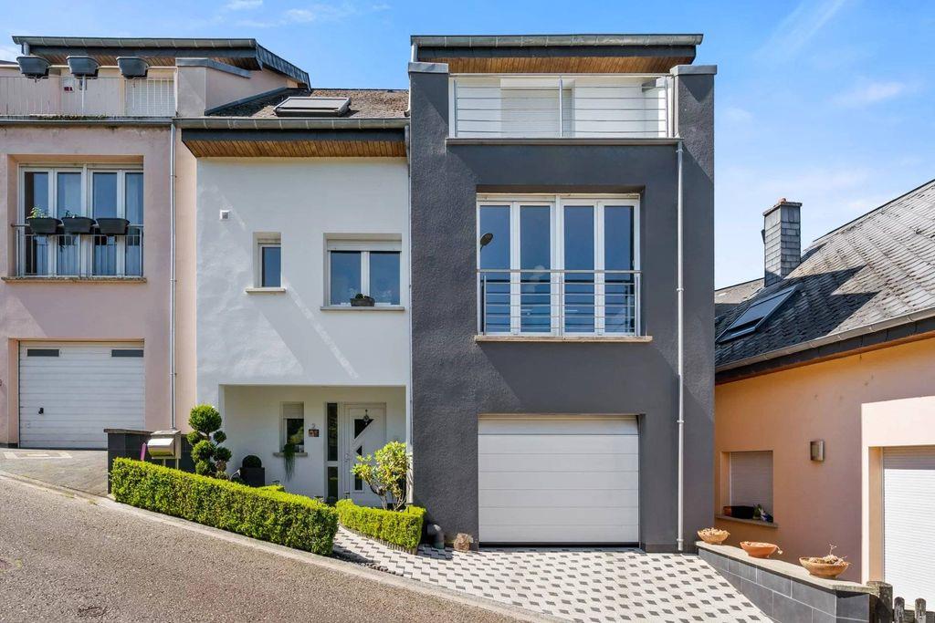 3 bedroom luxury House for sale in Boevange-sur-Attert, Luxembourg