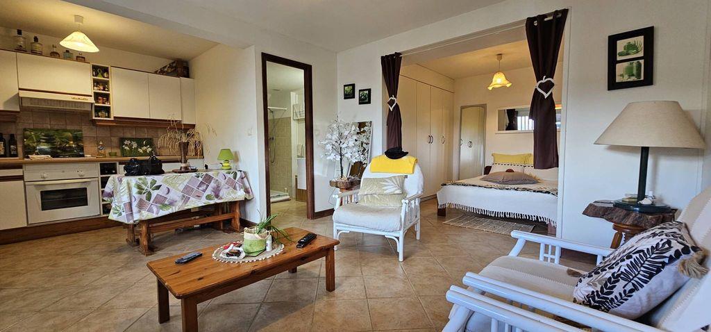 9 room luxury House for sale in Fort-de-France, Martinique