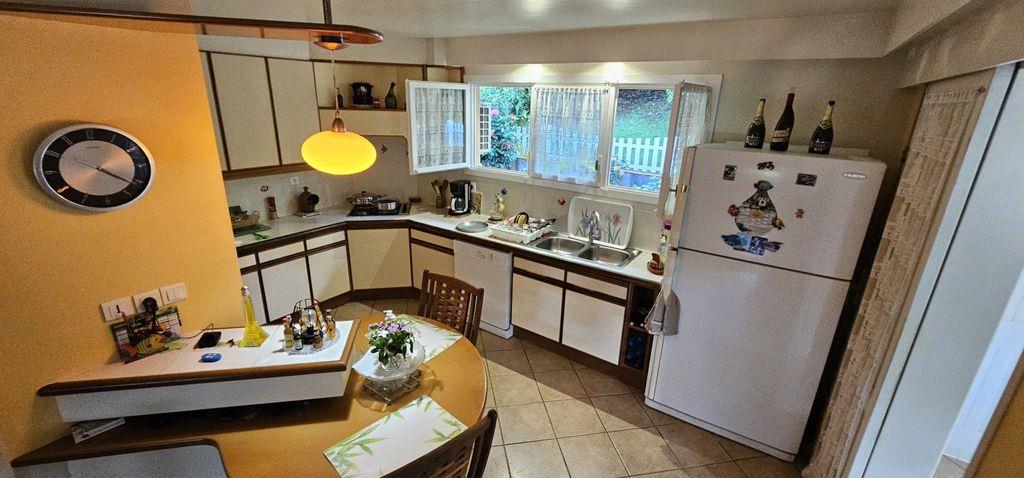 9 room luxury House for sale in Fort-de-France, Martinique