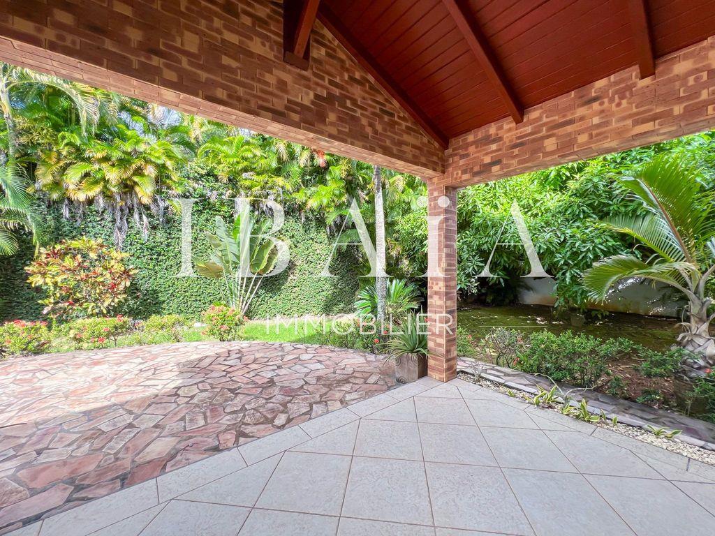 Luxury House for sale in Goyave, Guadeloupe