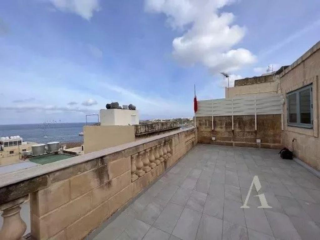 9 room luxury Duplex for sale in Valletta, Malta