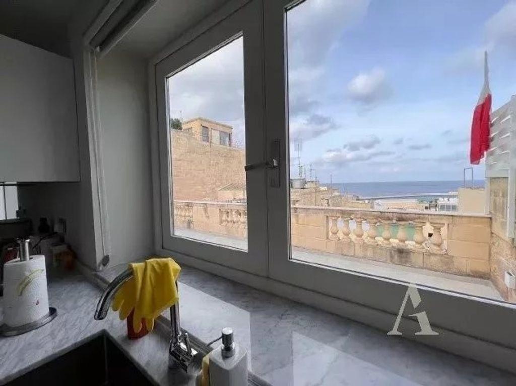 9 room luxury Duplex for sale in Valletta, Malta