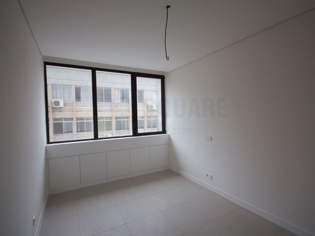 3 room luxury Apartment for sale in Luanda, Angola