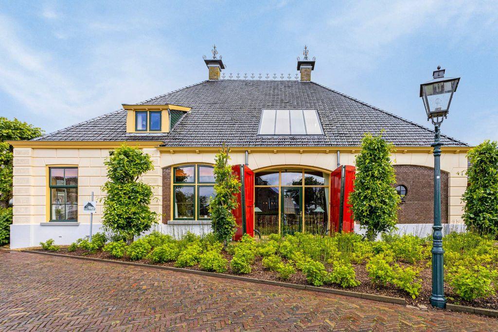 9 room luxury Detached House for sale in Gaastmeer, Netherlands
