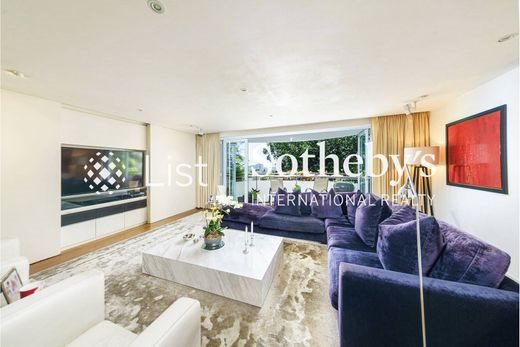 Luxury Flat for sale in Hong Kong, Central and Western District