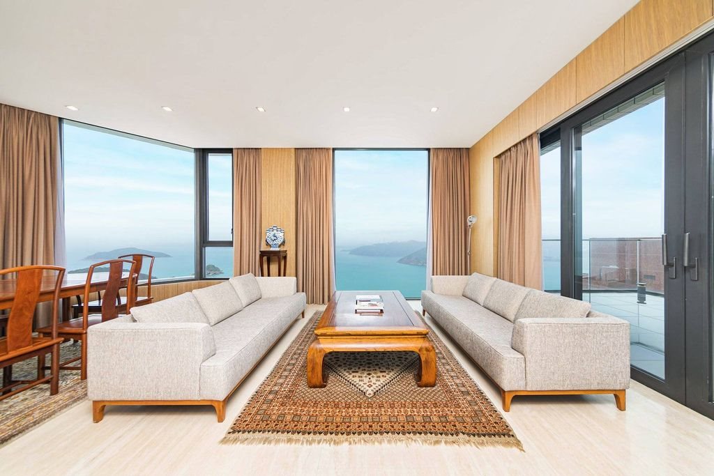 3 bedroom luxury Flat for sale in Repulse Bay, Hong Kong