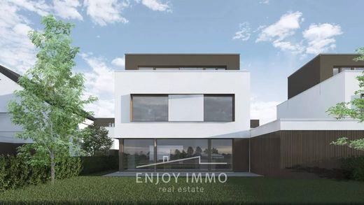 Luxury House for sale in Strassen, Canton de Luxembourg