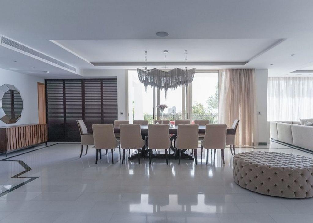 Luxury Villa for sale in Mouttagiáka, Cyprus