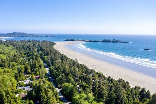 Luxury 5 bedroom Detached House for sale in Tofino, Canada