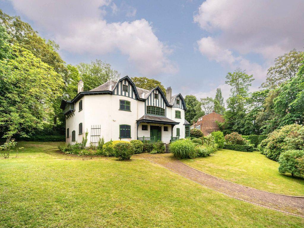 Luxury 4 bedroom Detached House for sale in Uccle, Belgium