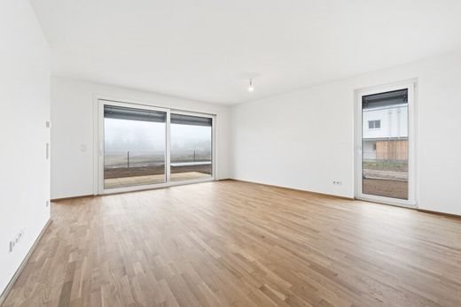 4 room luxury Flat for sale in Wiener Neustadt, Lower Austria