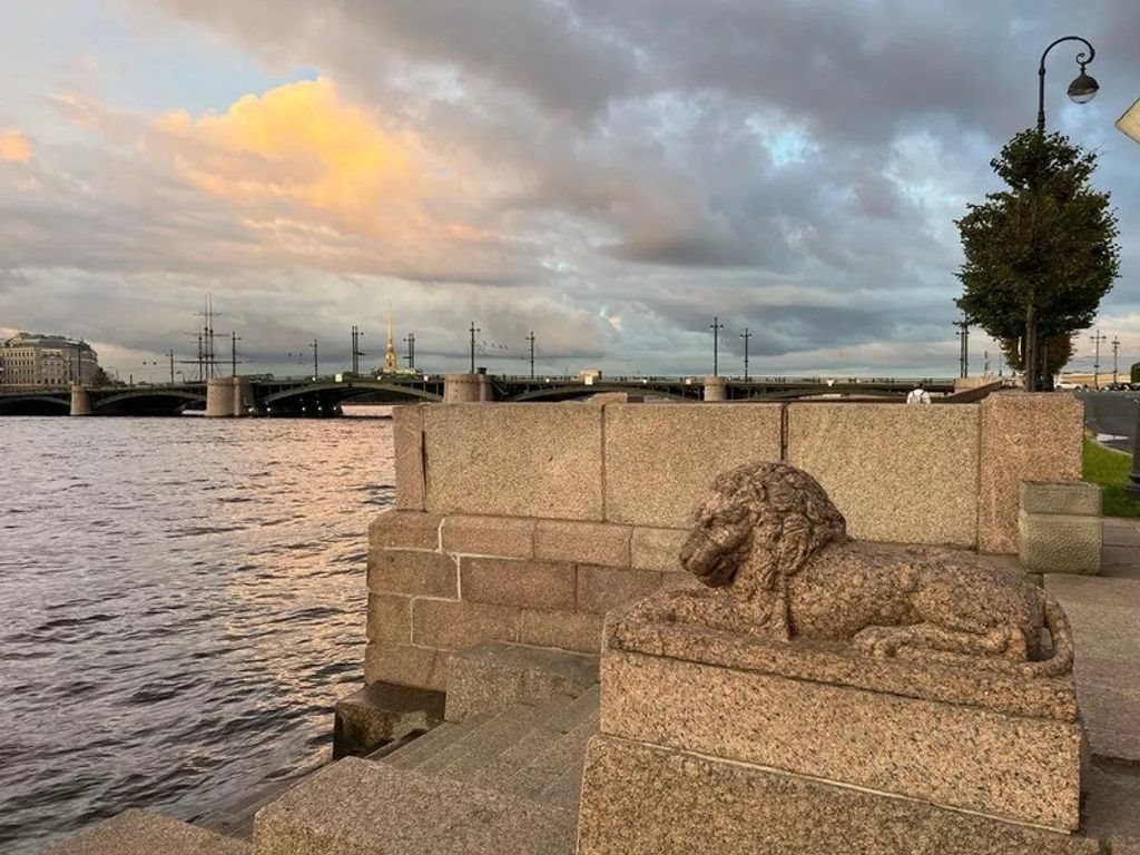 2 room luxury Flat for sale in Санкт-Петербург, Биржевой пер., д.1/10, Saint-Petersburg, Sankt-Peter