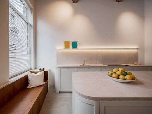 Luxury Detached House for sale in Bruges, Belgium