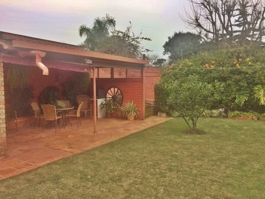 3 bedroom luxury House for sale in Una planta, zona Woodlands, Carrasco, Paso de Carrasco, Canelones