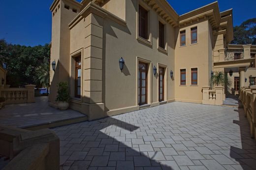 4 bedroom luxury House for sale in São Paulo