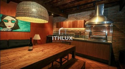 3 bedroom luxury Villa for sale in São Sebastião, São Paulo