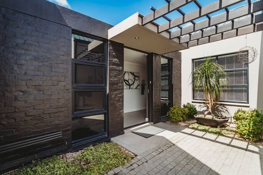 Luxury Detached House for sale in George, South Africa
