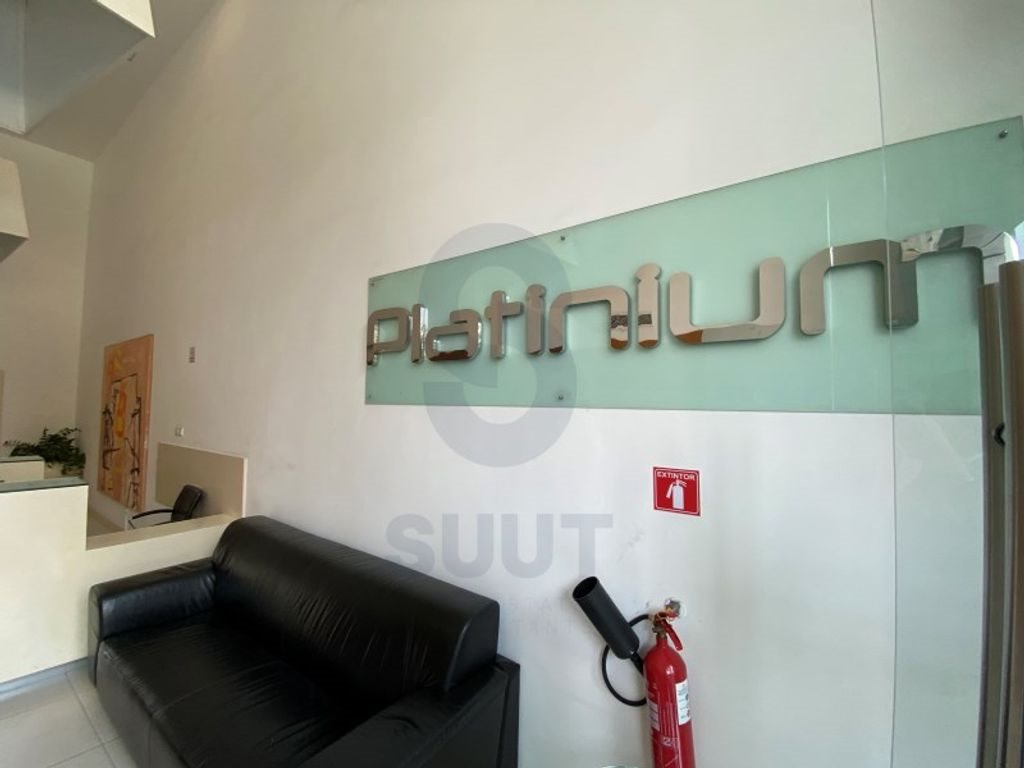 3 room luxury Apartment for sale in Luanda, Luanda Province