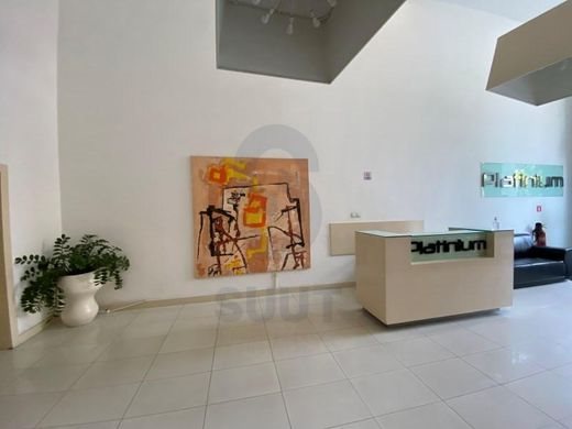 3 room luxury Apartment for sale in Luanda, Luanda Province