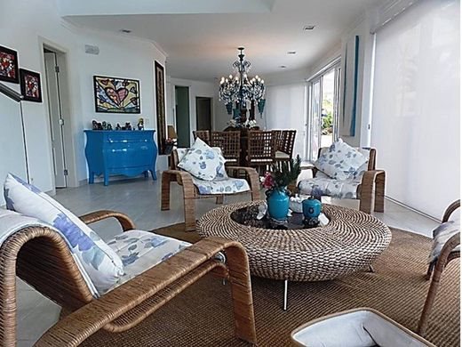 5 bedroom luxury Flat for sale in Bertioga, São Paulo