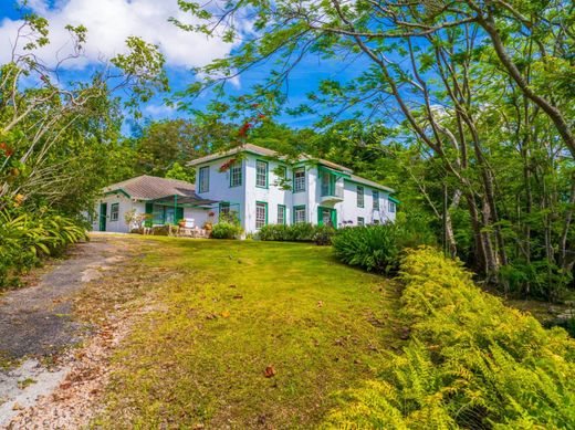 Luxury House for sale in Mandeville, Manchester Parish