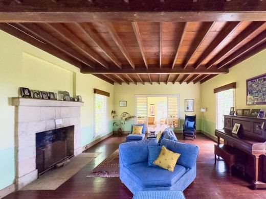 Luxury House for sale in Mandeville, Manchester Parish