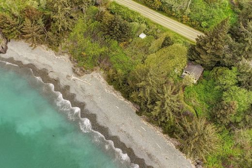 Luxury 1 bedroom Detached House for sale in Sooke, Canada