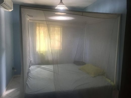 3 room luxury House for sale in Sali, Senegal