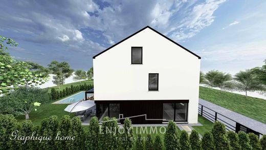 7 room luxury House for sale in Strassen, Canton de Luxembourg