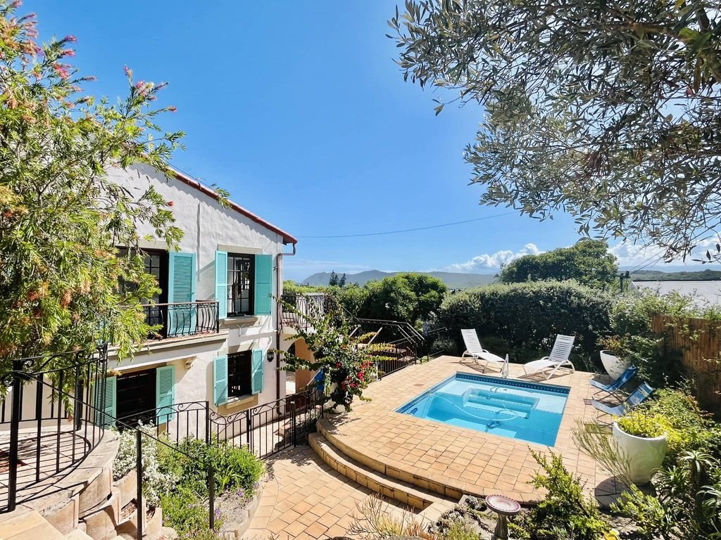 6 room luxury Detached House for sale in Sedgefield, South Africa