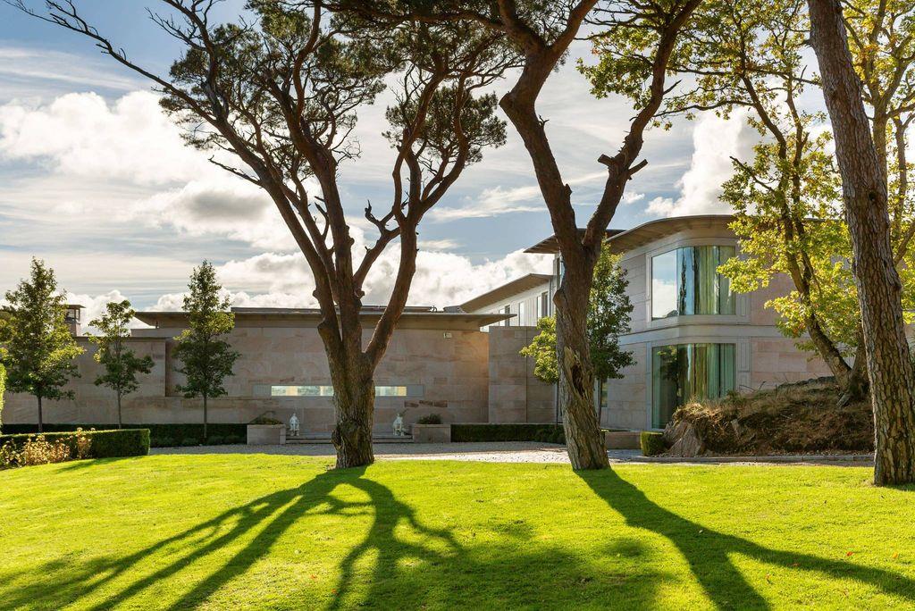 Luxury 7 bedroom Detached House for sale in Dublin, Ireland