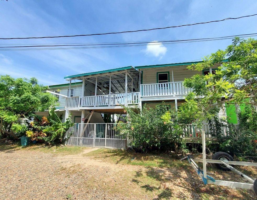 Luxury House for sale in Placencia, Stann Creek District