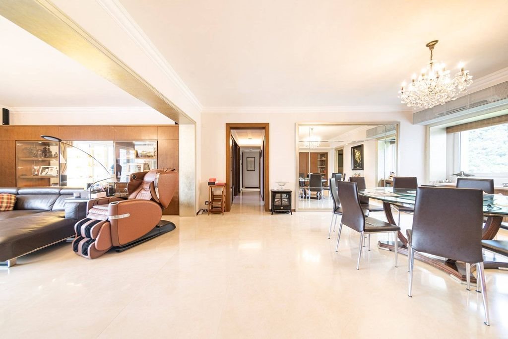 Luxury Apartment for sale in Hong Kong, Central and Western District