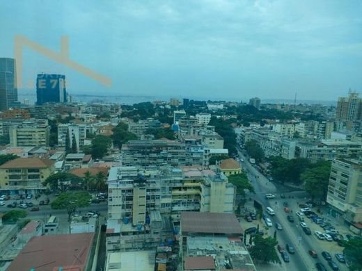 Office space for sale in Maculusso, Luanda, Luanda Province