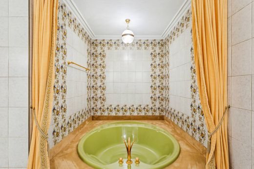 Luxury Detached House for sale in Fribourg, Switzerland