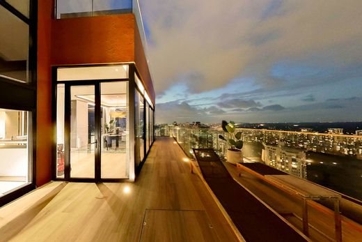 5 bedroom luxury Flat for sale in Singapore