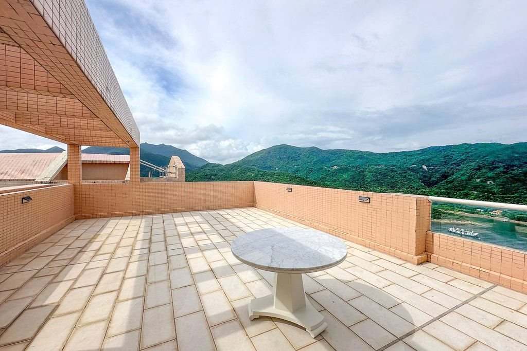 Luxury Apartment for sale in Tai Tam, Hong Kong