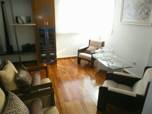 6 room luxury House for sale in Grand Bell Nº 194, City Bell, Provincia de Buenos Aires