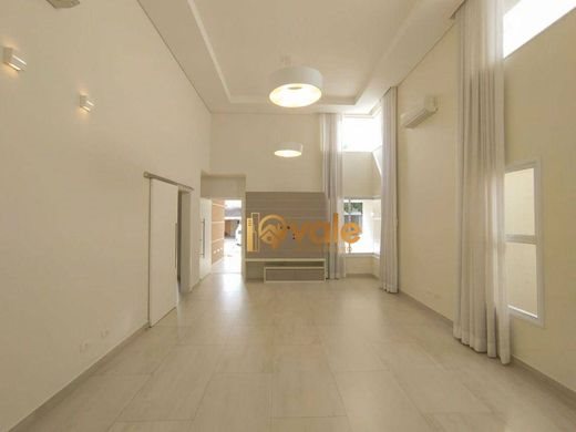 3 room luxury Villa for sale in Jacareí, Brazil