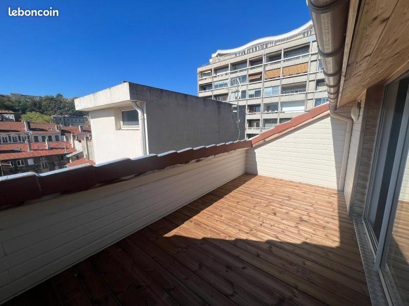 Appartement à louer, 52m², Saint-Etienne