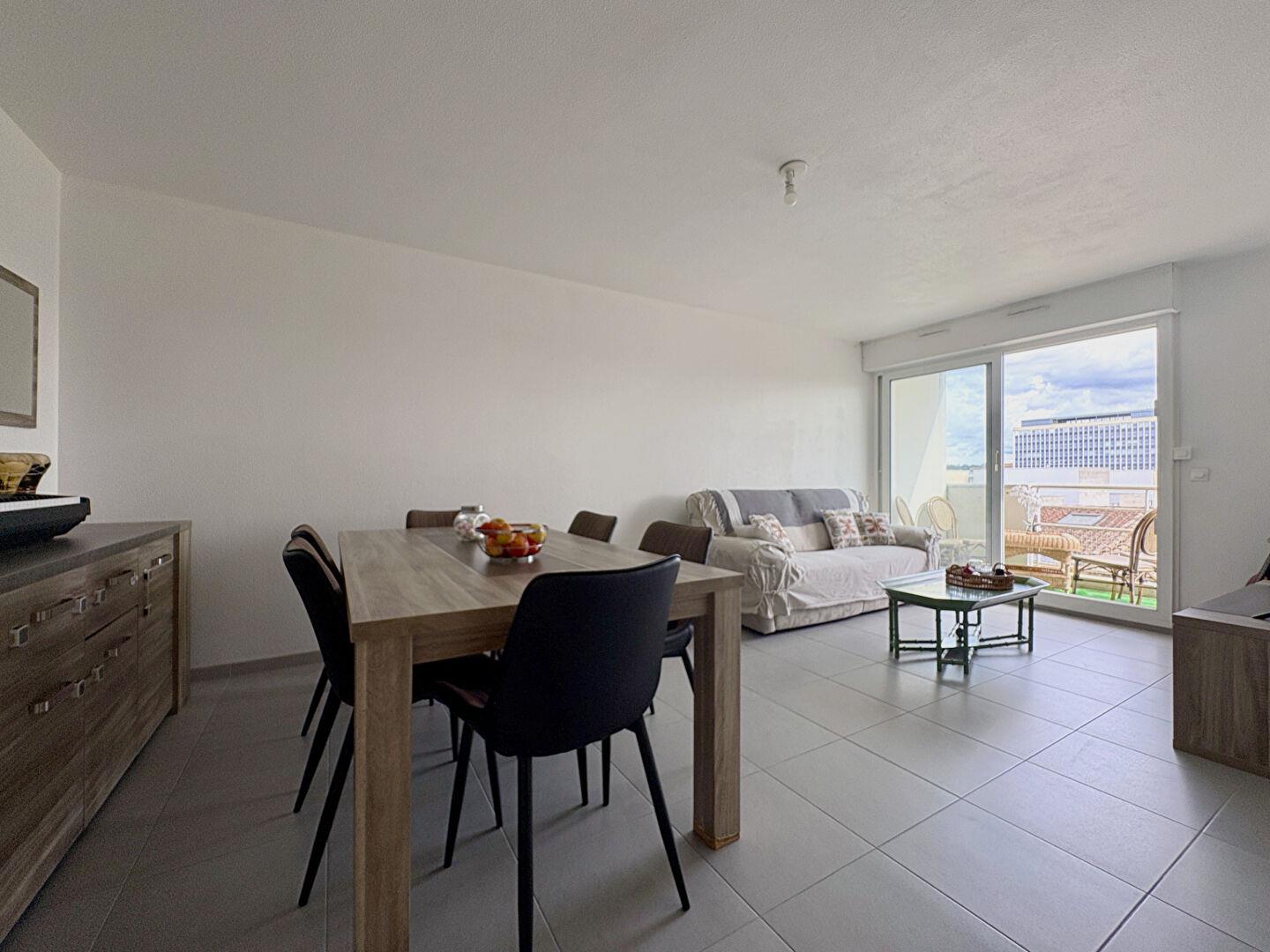 Appartement à vendre, 67m², Bordeaux