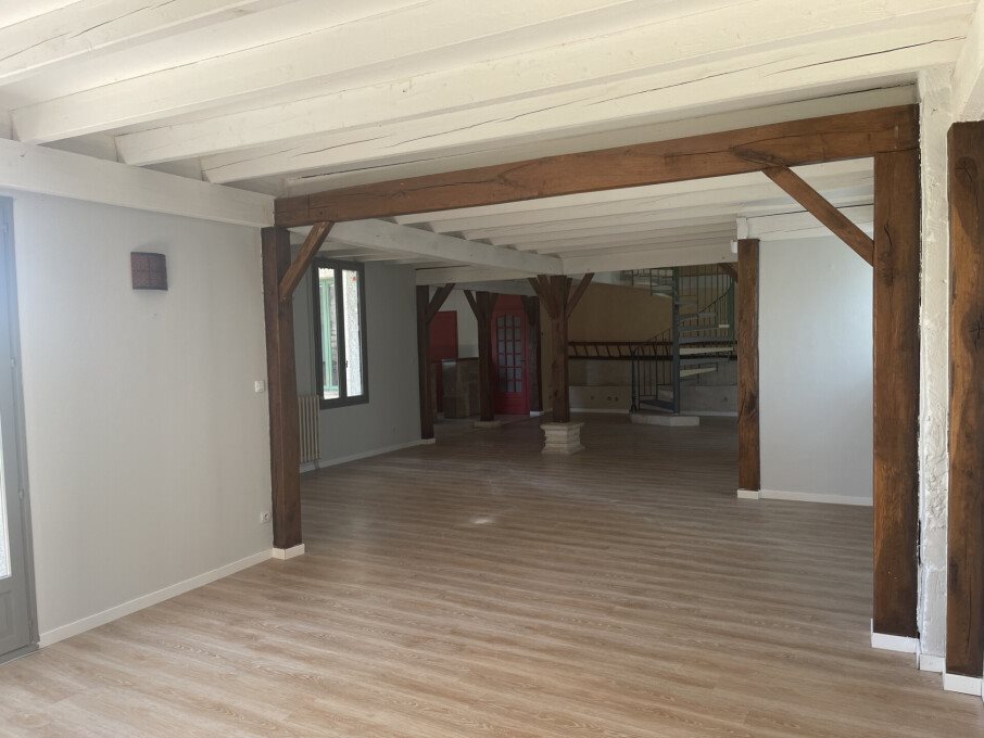 Maison à louer, 186m², Behonne