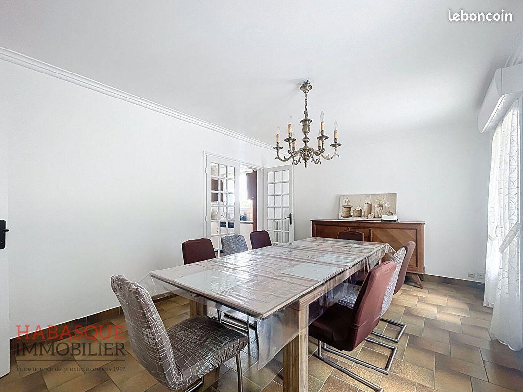 Maison à louer, 159m², Plabennec