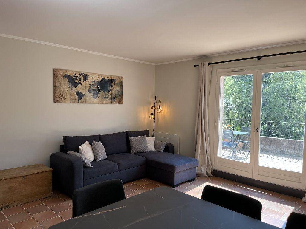 Appartement à louer, 45m², Valbonne