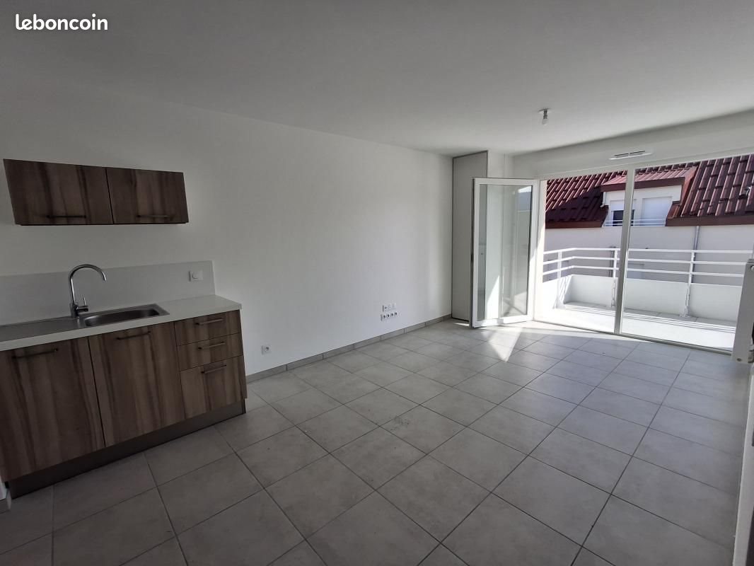 Appartement à louer, 46m², Rives