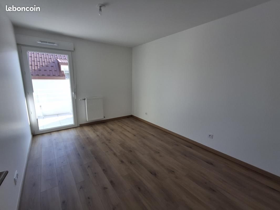 Appartement à louer, 46m², Rives