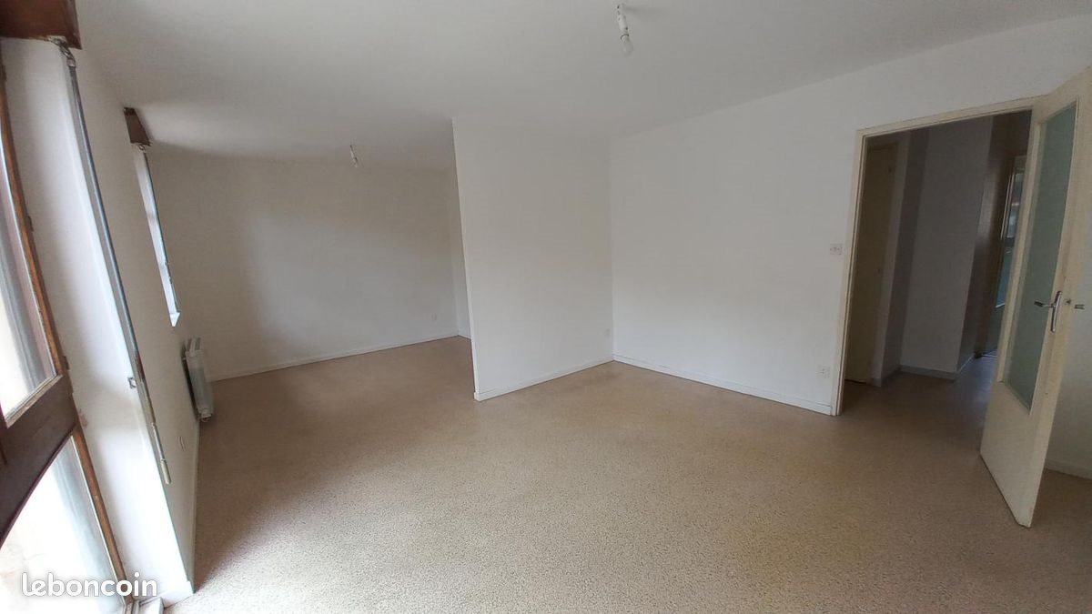 Appartement à louer, 68m², Saint Antoine l'Abbaye